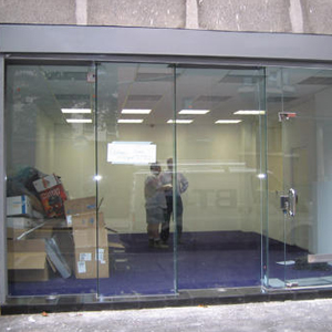 shop front door repair Iona